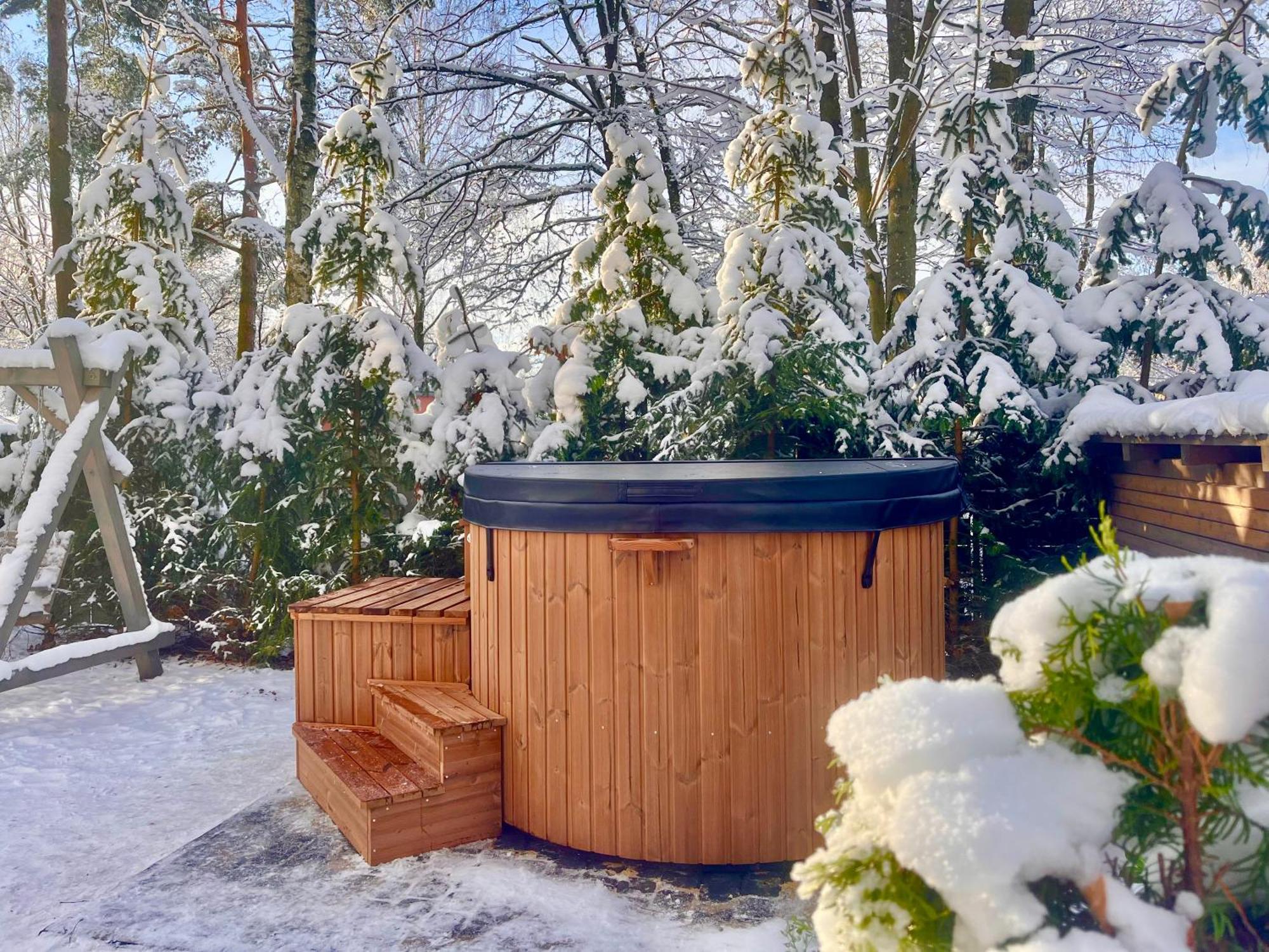 Mazursko - Komfortowe Domy 8 Osobowe Nad Jeziorem, Balia Lub Sauna Kretowiny Luaran gambar