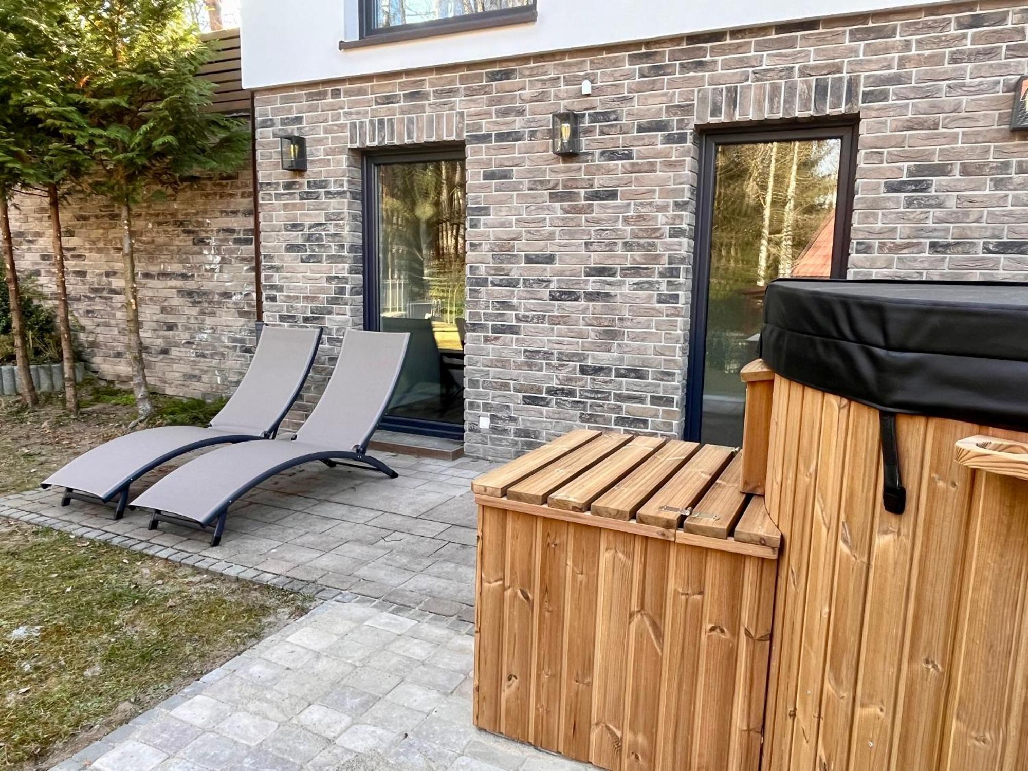 Mazursko - Komfortowe Domy 8 Osobowe Nad Jeziorem, Balia Lub Sauna Kretowiny Luaran gambar