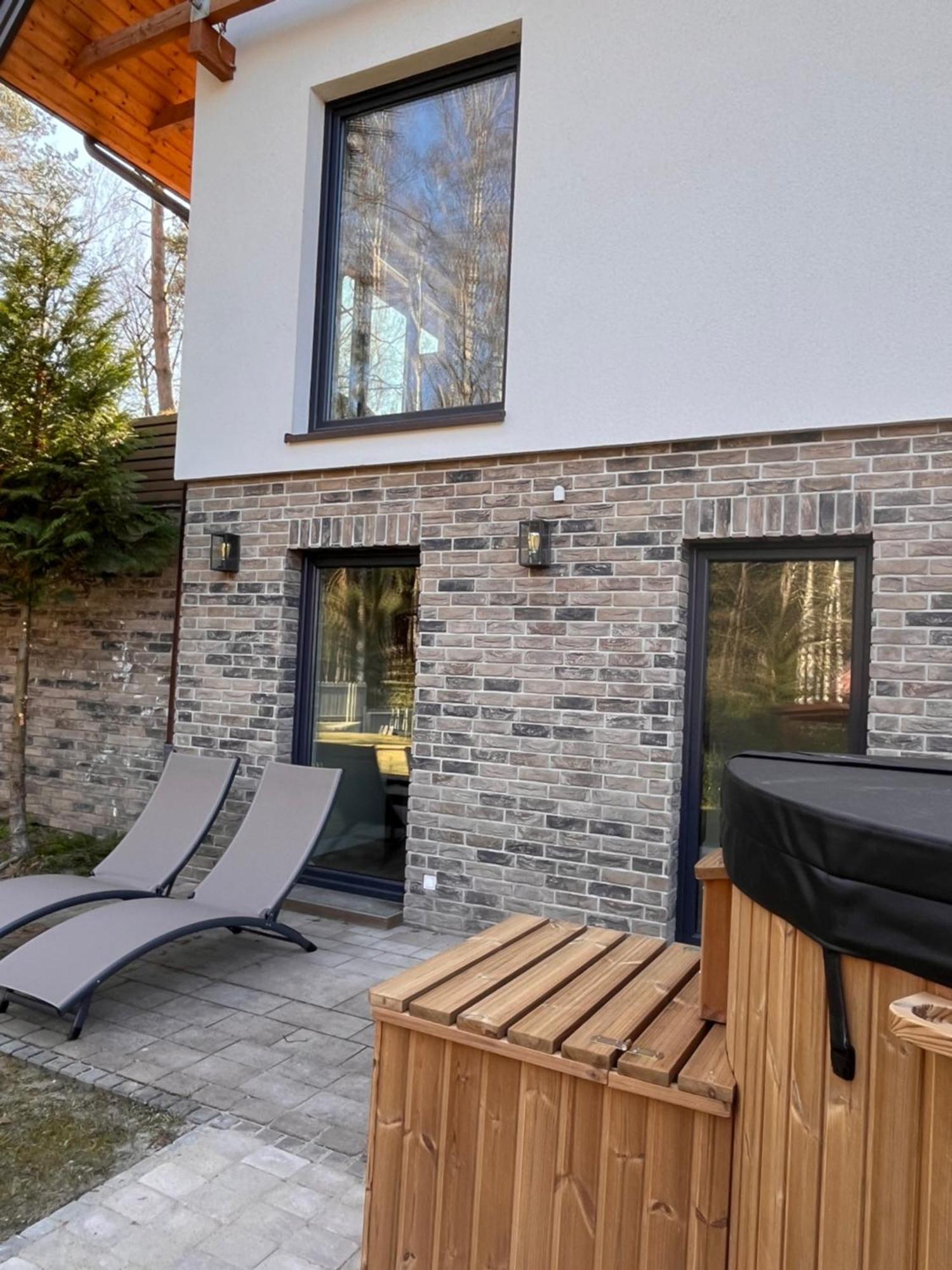 Mazursko - Komfortowe Domy 8 Osobowe Nad Jeziorem, Balia Lub Sauna Kretowiny Luaran gambar
